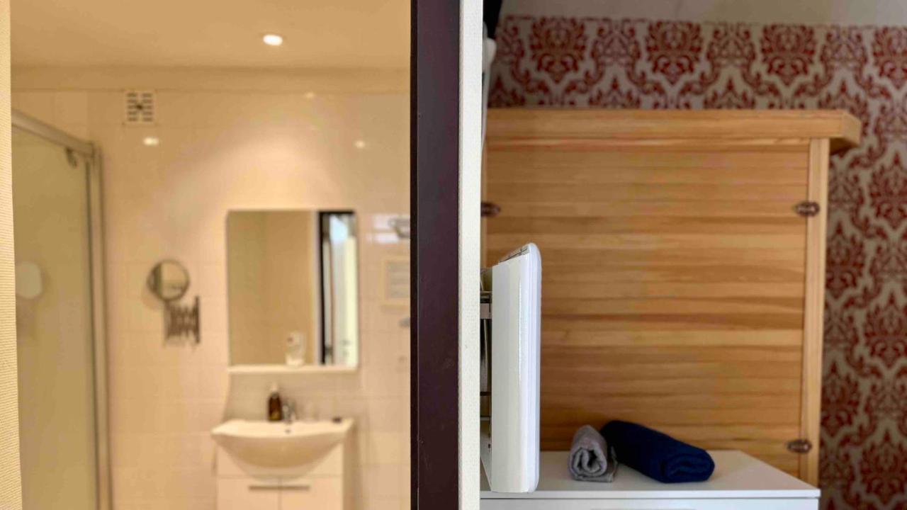 B&B Les Ecoliers Cherain Ngoại thất bức ảnh